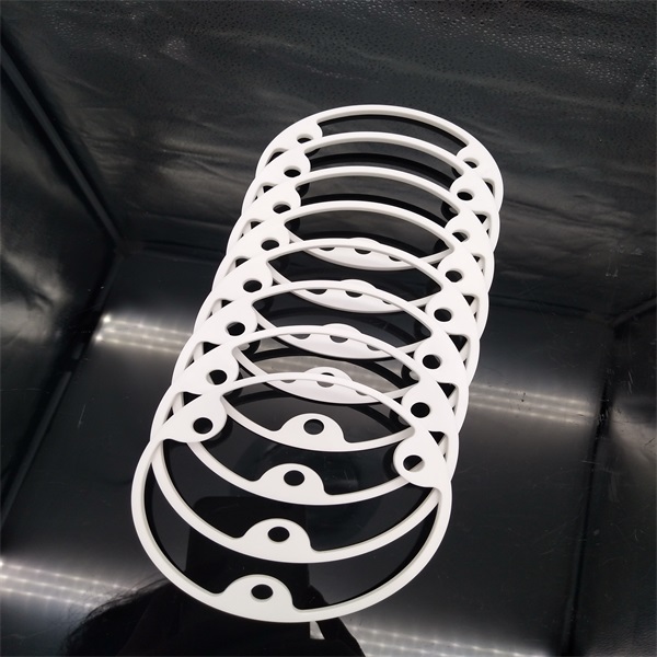 氧化鋯陶瓷燒結(jié)溫度和什么因素有關(guān)？