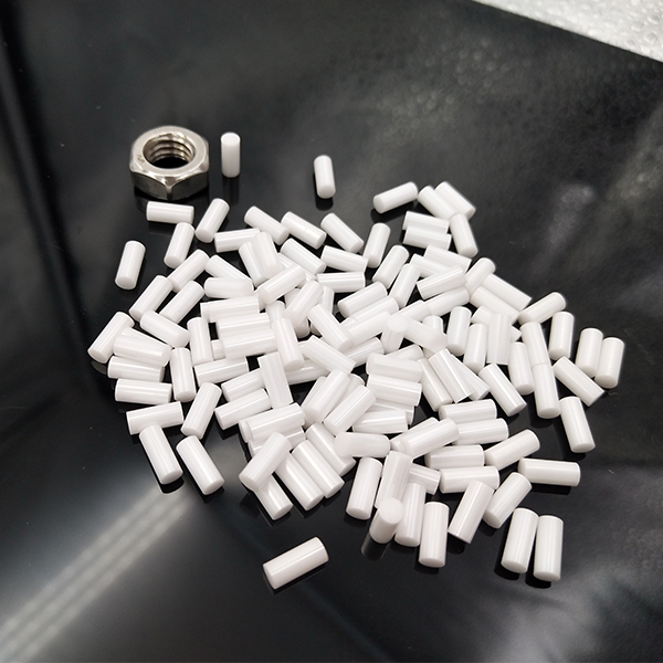 氧化鋁陶瓷變色了嗎？是什么原因？